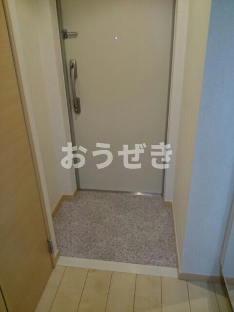 リヴィエールプラスの玄関