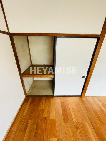 西山本町貸家の収納