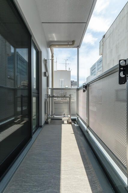 ＳＡＮＫＹＯ　ＹＯＫＯＨＡＭＡ　ＣＡＭＰＵＳのバルコニー