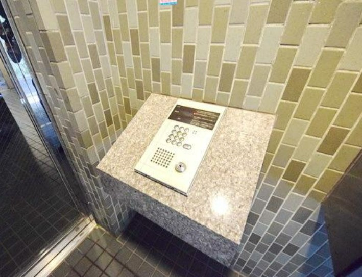横浜市神奈川区青木町の賃貸マンションのセキュリティ