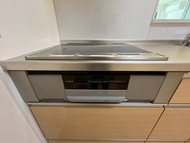 プレジール山本のキッチン|コンパクトなキッチンで掃除もラクラク