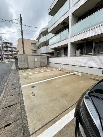 T’s Coatの駐車場