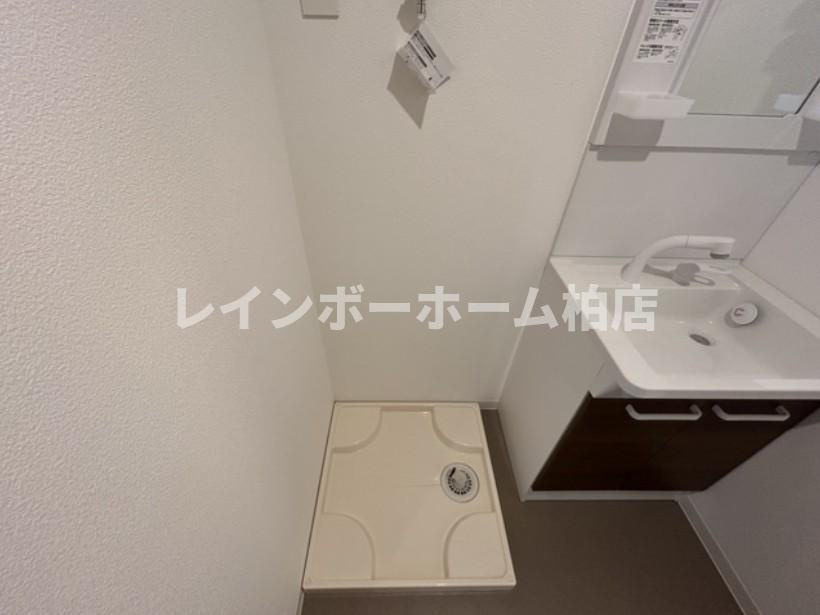 特典：仲介手数料が無料です!!の洗面所|ゆったりとスペースのある洗面所