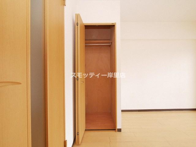 フローライト長居の収納