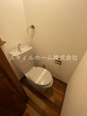 【トイレ】 | ユトリロ東幸 | 別部屋写真です。