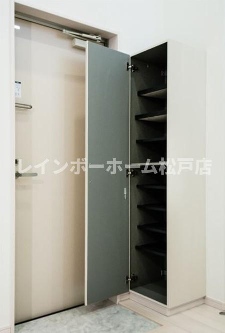 松戸市松戸新田のアパートの玄関|玄関です