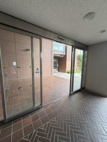 【エントランス】 | サニープレイス西芦屋　2号館