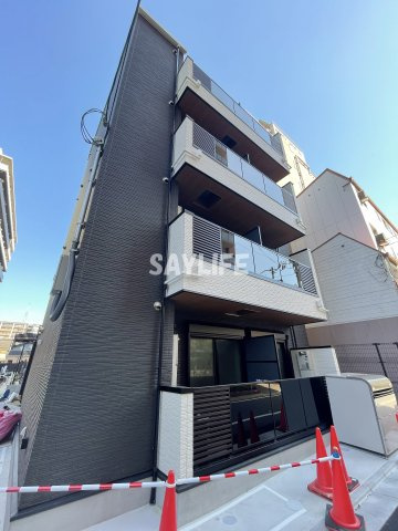 F Scemando SEAMの外観