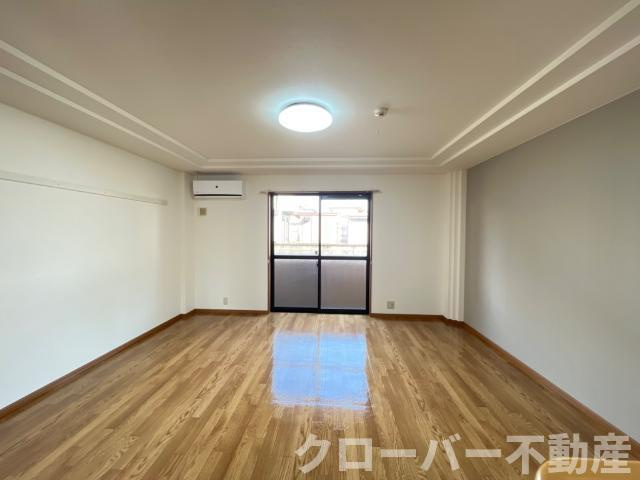 サンシャイン　フジの内装|洋室