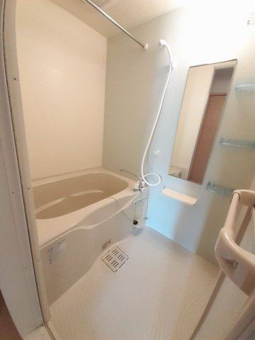 メゾン山中　Ｂの浴室