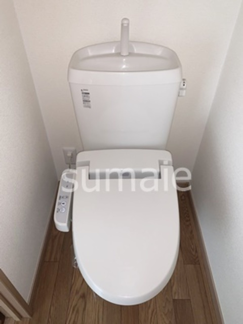 プランドール　Mのトイレ|人気の洗浄便座付きトイレです。