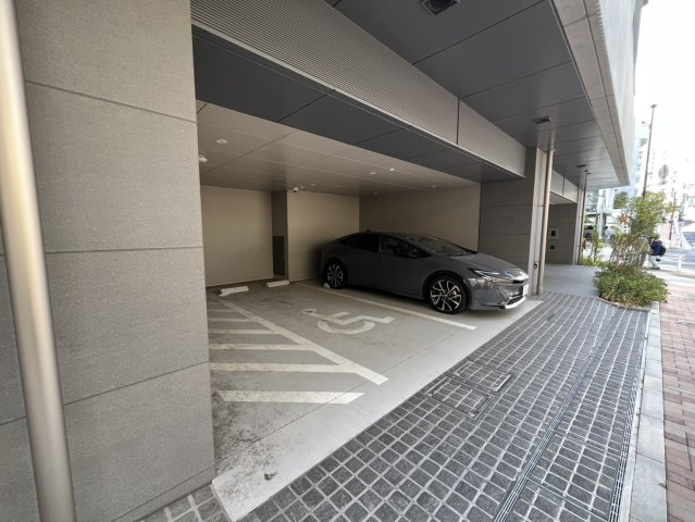 【駐車場】
