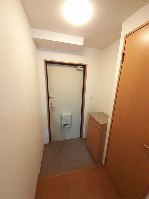 エル　オーヴの玄関