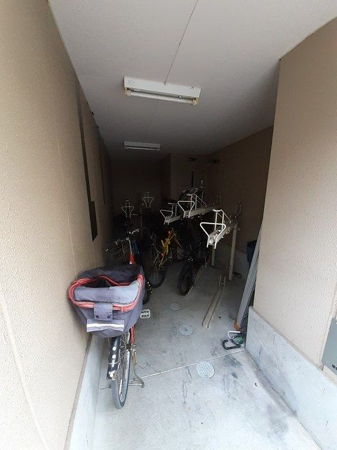 エル　オーヴのその他共用部分|駐輪場