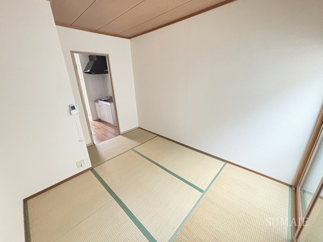 ナイトウコーポの寝室|和室です