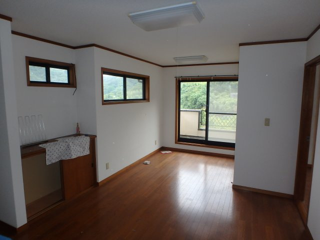N0024H　西伊豆町田子の内装