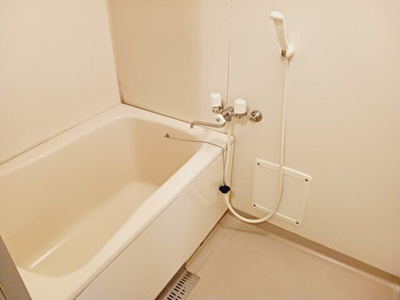 【浴室】 | ハイムアレイ | 落ち着いた空間のお風呂です