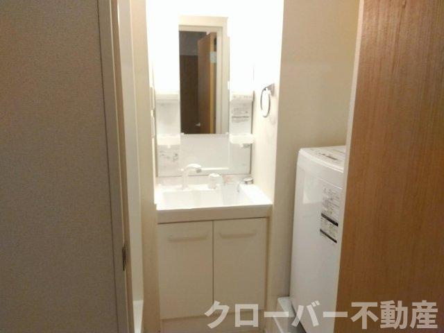 クレイノ茂木２の独立洗面台