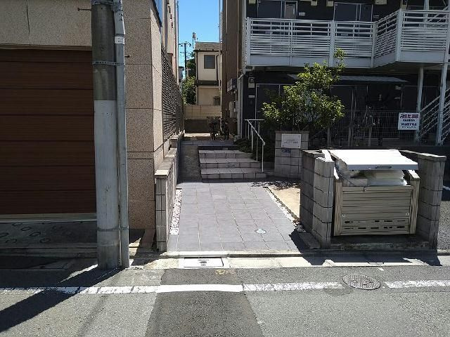レオネクストエステート旗の台のその他