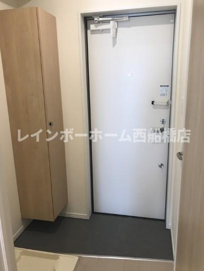 フロンティアの玄関