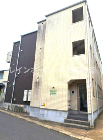 松戸市新松戸７丁目のアパートの外観
