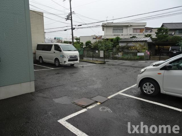 村治マンションの駐車場