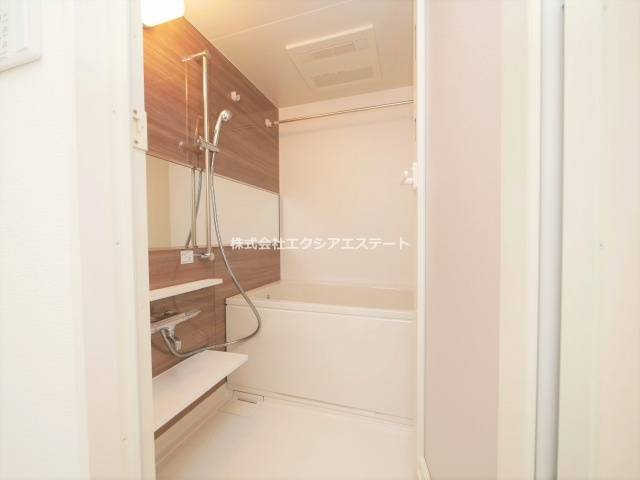 ラヴィベール上町台の浴室
