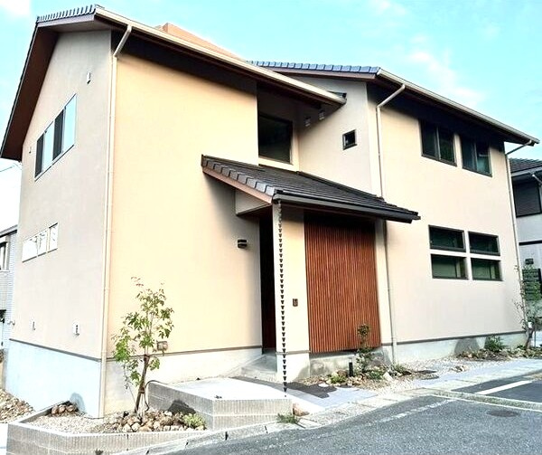栄１丁目戸建
