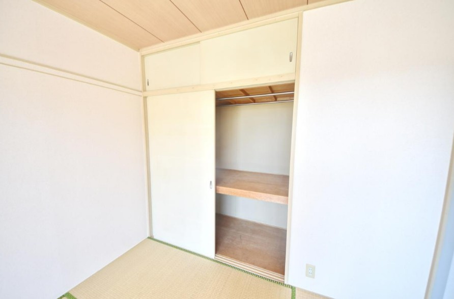 サンビレッジ綾瀬Ｄ棟の収納