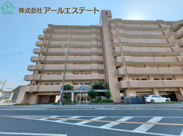 グローバル西飾磨　　山陽電鉄網干線「西飾磨駅」徒歩2分の外観