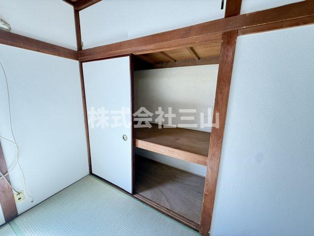 練馬区春日町５丁目のアパートの和室