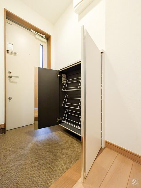 ジュネス中延の玄関