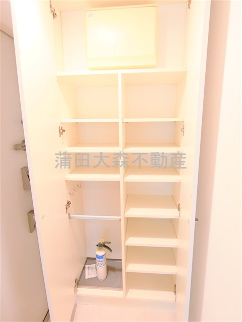 プラウドフラット蒲田Ⅱの設備|玄関収納