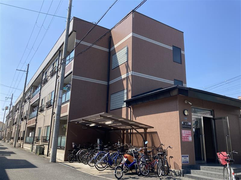 第２エイサイハイムの外観