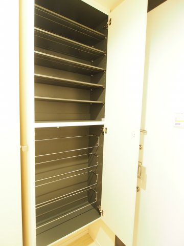 【収納】 | カーサ千駄ヶ谷 | 同物件別部屋参考写真