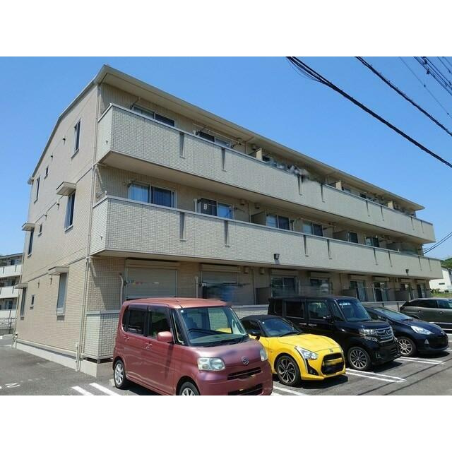 グランデ北沢の外観