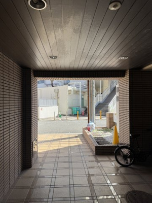 【ロビー】 | リアライズ羽坂通