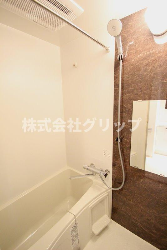 アンベリールマーロ横濱の浴室