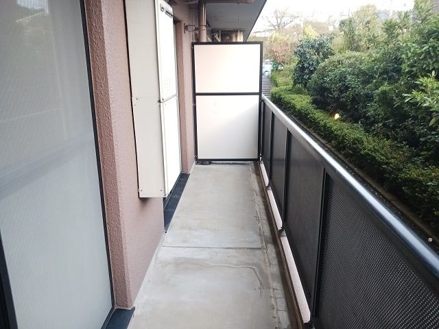 町田市常盤町の賃貸マンションのバルコニー