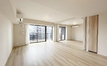 【居間・リビング】