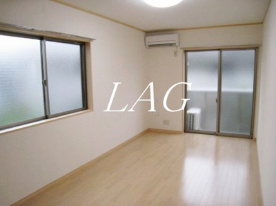 【居間・リビング】 | アムール 豊友 | 洋室のお部屋です。