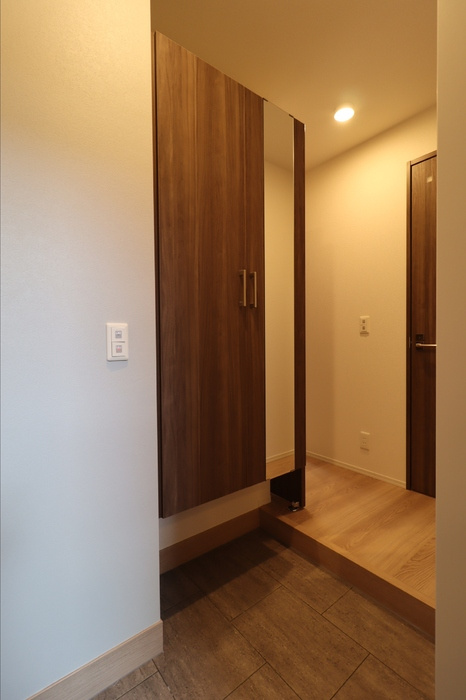 D-ROOM西長瀬の玄関
