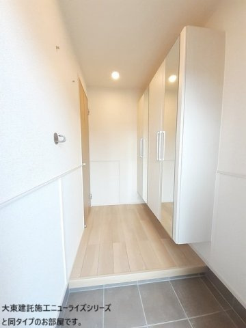 フリージアＣの玄関