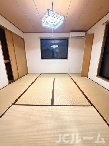 ベルメゾンゆきBの居間・リビング|和室から洋室に変更・照明はLEDへ
