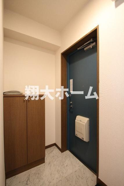 ＥＣＬＵＳＥの玄関