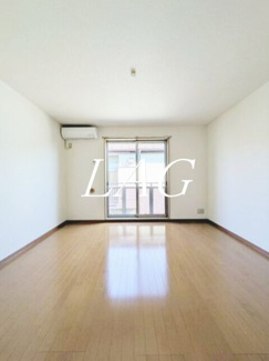 【居間・リビング】 | クロスロード | 洋室のお部屋です。