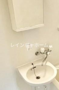 クレスト１の洗面所