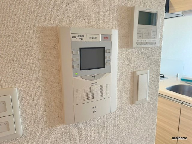 プレサンス新大阪ザ・シティ　仲介手数料無料のセキュリティ