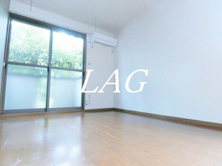 【居間・リビング】 | リヴェール | 洋室のお部屋です。