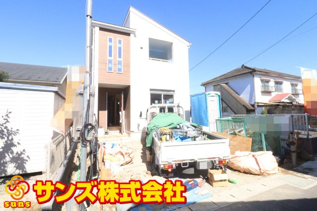 郡山市昭和1丁目第3　　　１号棟　　　小原田小学校、小原田中学区　の外観|南西側から見た駐車場を含む外観♪